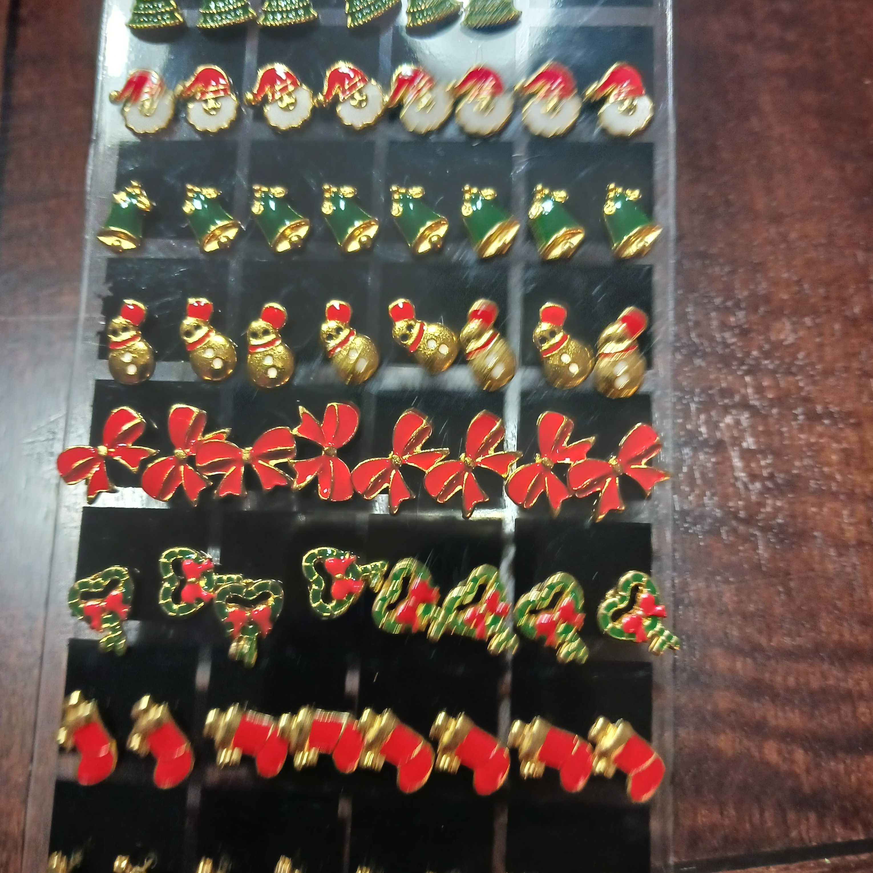 Festive Holiday Earrings Set - Red And Gold 5$